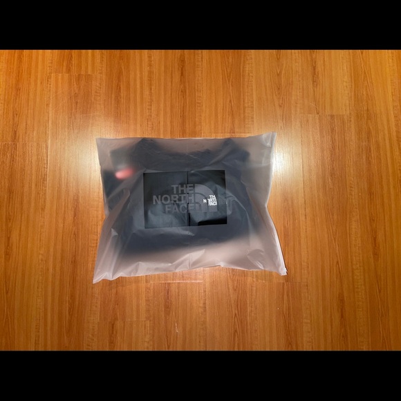 The North Face Nuptse 700 Retro 1996 Winter Jacket - Picture 5 of 5